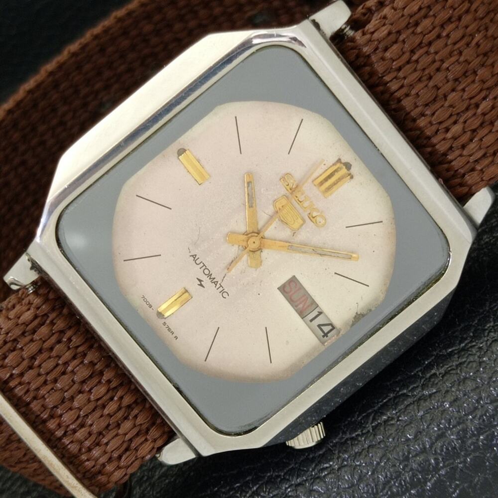 Vintage 1978 Seiko Square Automatic Mens Silver Watch W/daydate & Gold accents
